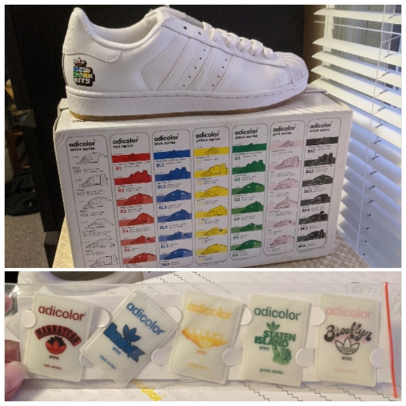 🆕 Adidas 2006 White Superstar Adicolor W6 NYC Sneakers 7.5 - Picture 16 of 16